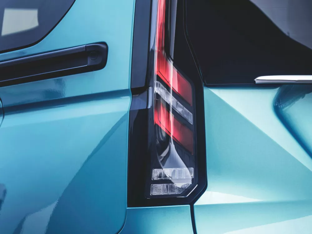 Автомобиль Ford Tourneo Connect III Компактвэн