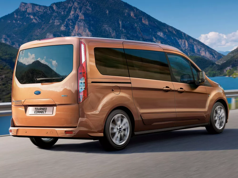 Автомобиль Ford Tourneo Connect II Компактвэн Grand