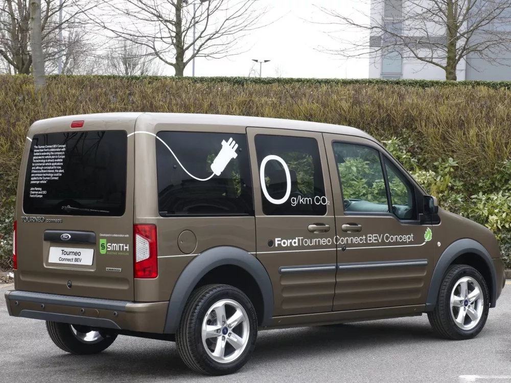 Автомобиль Ford Tourneo Connect I Рестайлинг Минивэн SWB