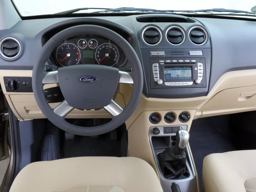 Автомобиль Ford Tourneo Connect I Рестайлинг Минивэн SWB
