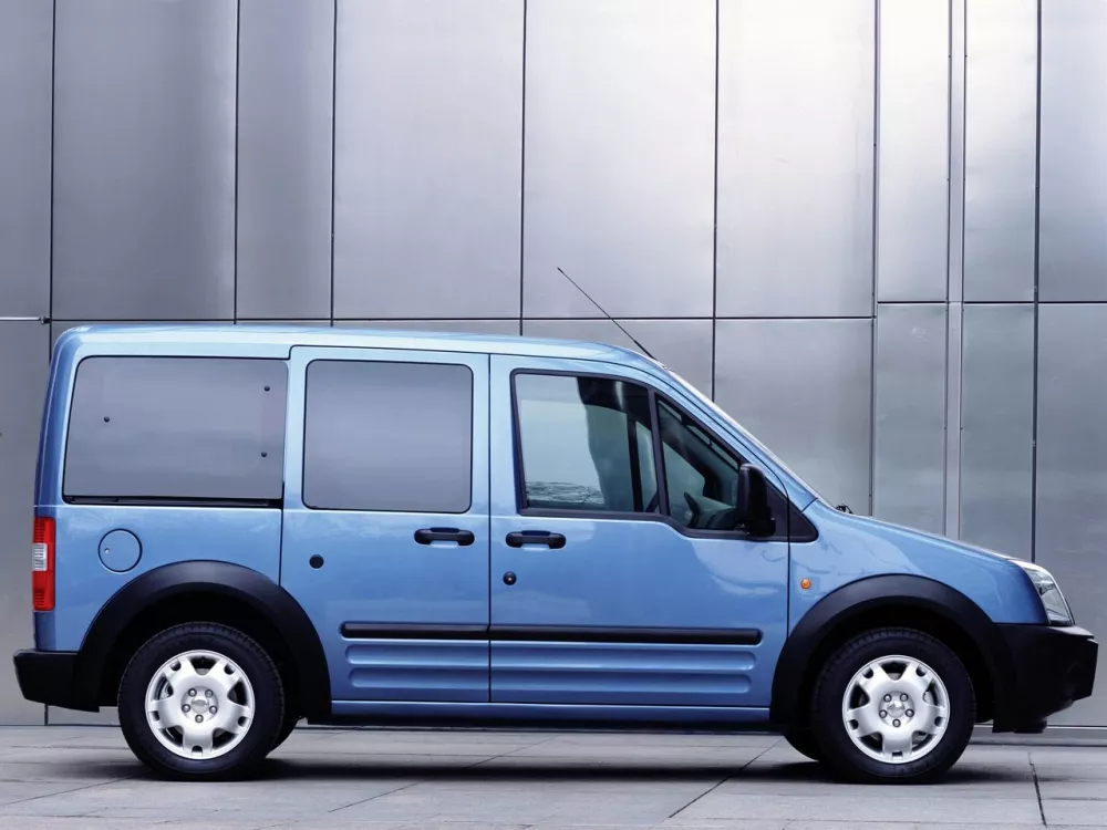 Автомобиль Ford Tourneo Connect I Компактвэн SWB