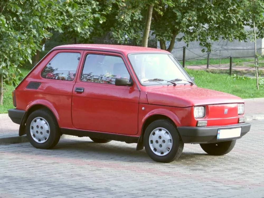 Автомобиль FSO 126p Хэтчбек (3 двери)