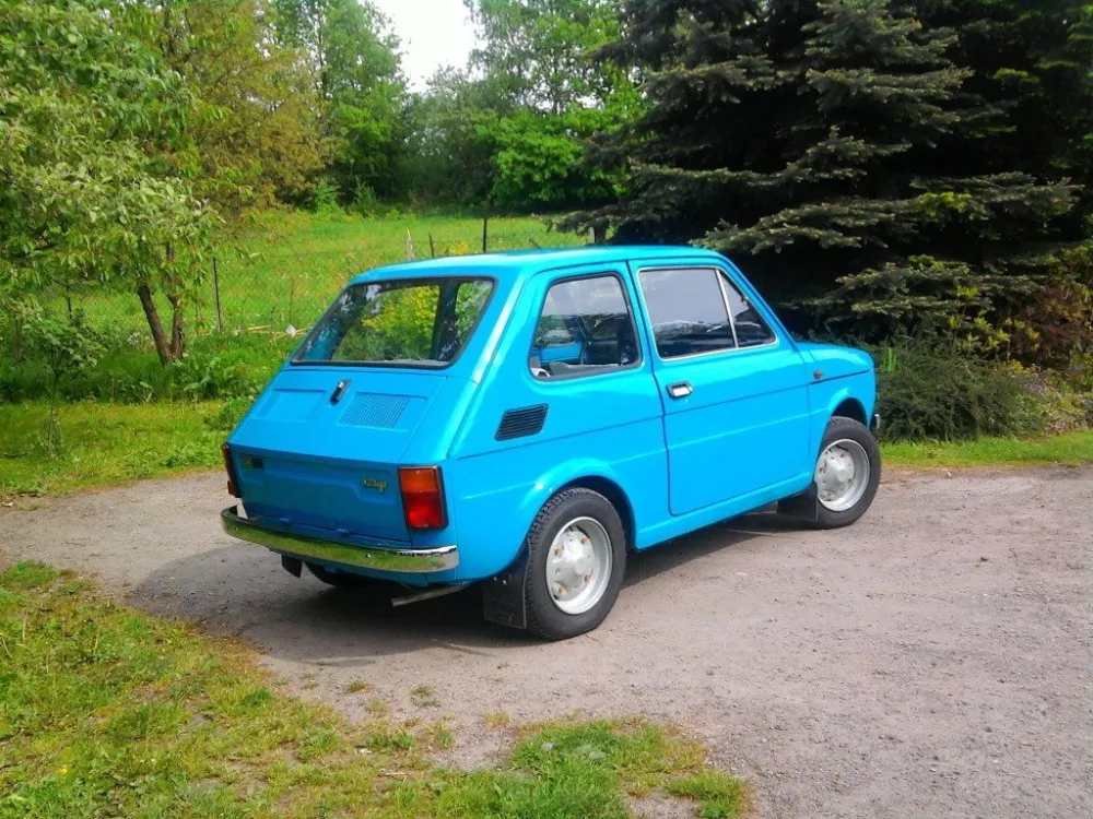 Автомобиль FSO 126p Хэтчбек (3 двери)