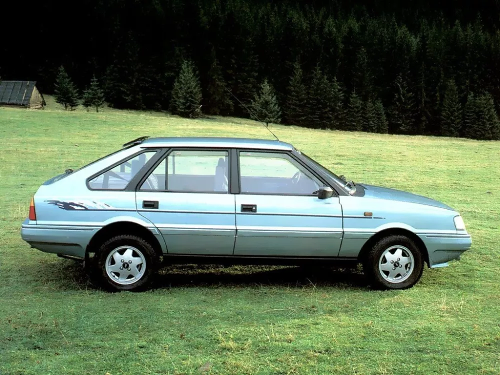 Автомобиль FSO Polonez II (Caro) Хэтчбек (5 дверей)
