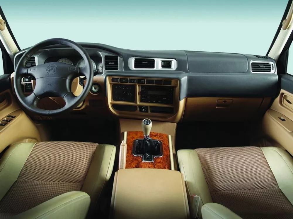 Автомобиль Fuqi 6500 (Land King) Внедорожник (5 дверей)
