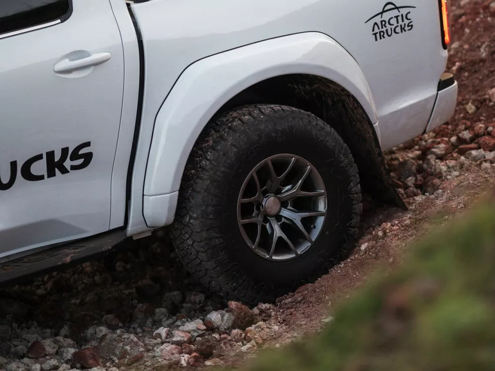 Автомобиль Great Wall Poer I Рестайлинг Пикап Двойная кабина Arctic Trucks