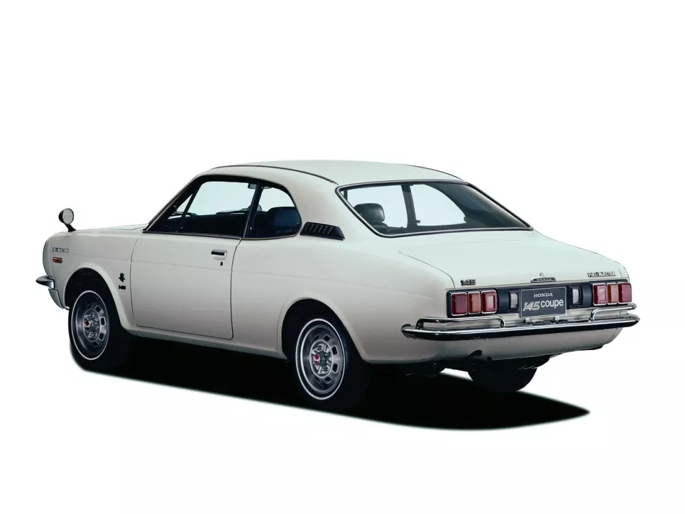 Автомобиль Honda 145 I Купе