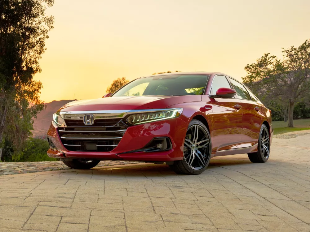 Автомобиль Honda Accord X Рестайлинг Седан