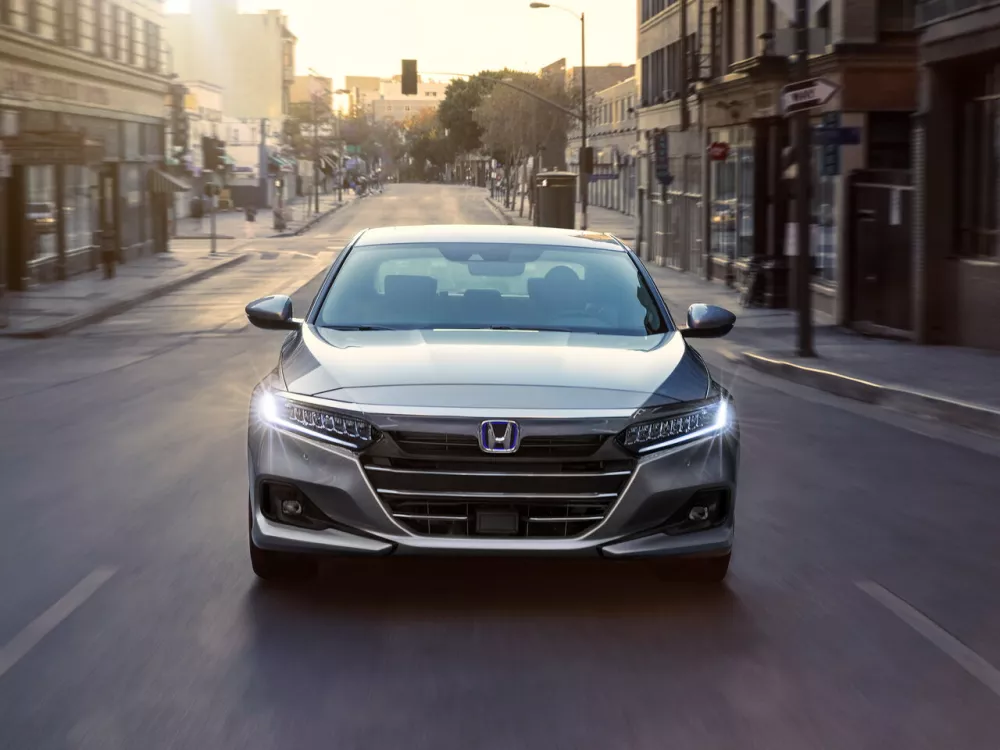 Автомобиль Honda Accord X Рестайлинг Седан
