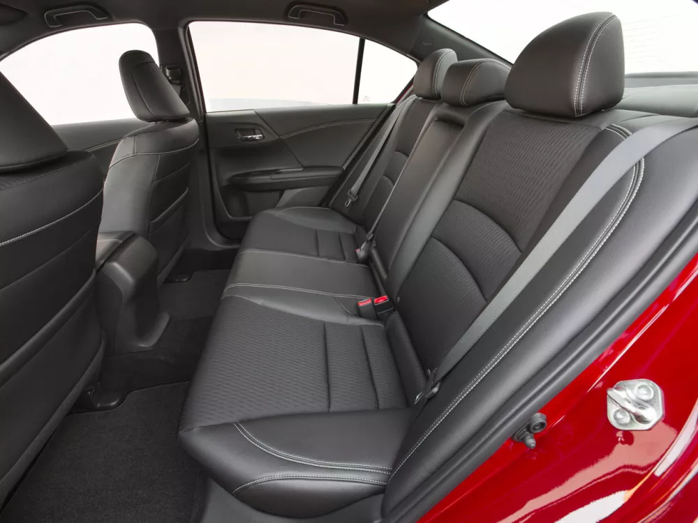 Автомобиль Honda Accord IX Рестайлинг Седан