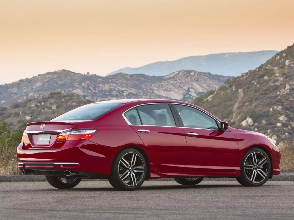 Автомобиль Honda Accord IX Рестайлинг Седан
