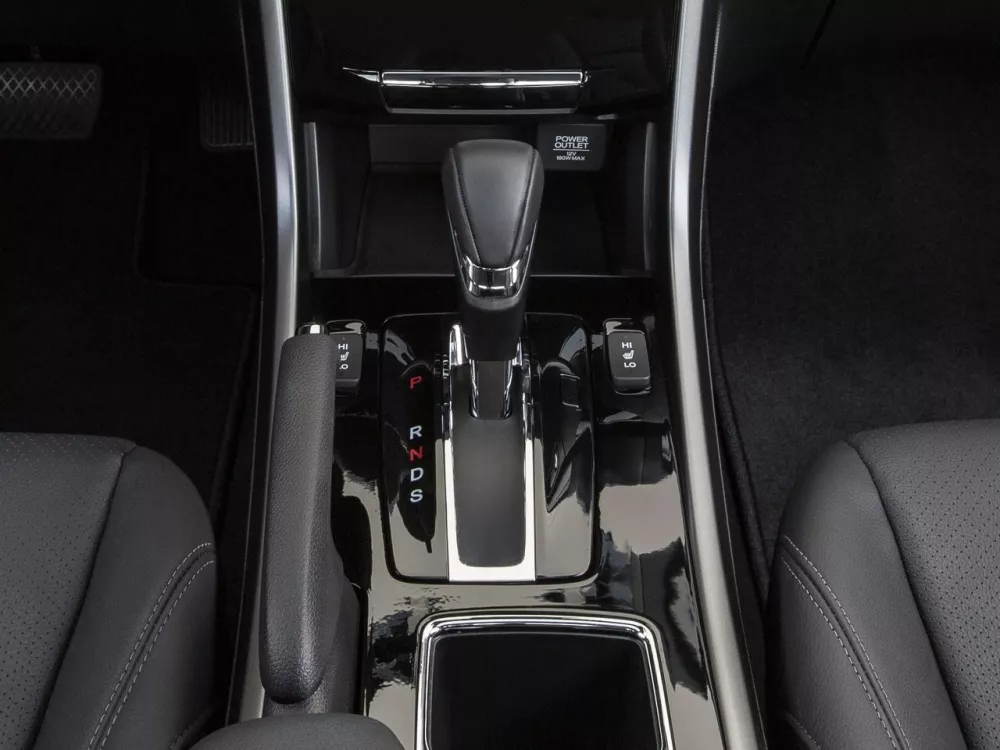 Автомобиль Honda Accord IX Рестайлинг Купе