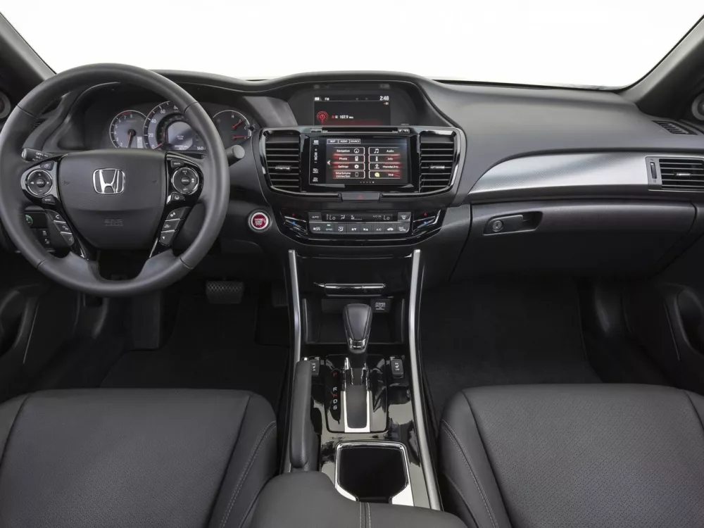 Автомобиль Honda Accord IX Рестайлинг Купе