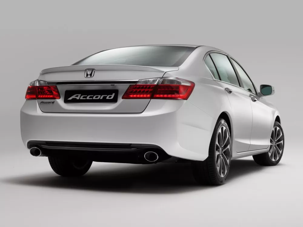 Автомобиль Honda Accord IX Седан