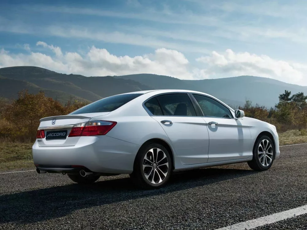 Автомобиль Honda Accord IX Седан