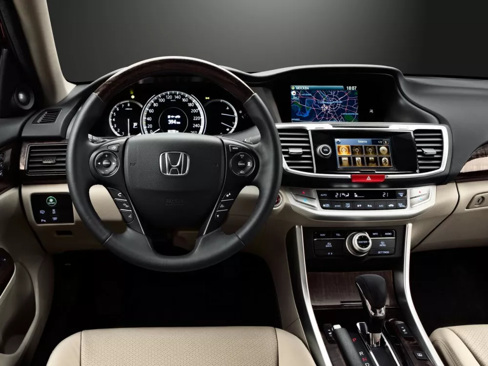 Автомобиль Honda Accord IX Седан