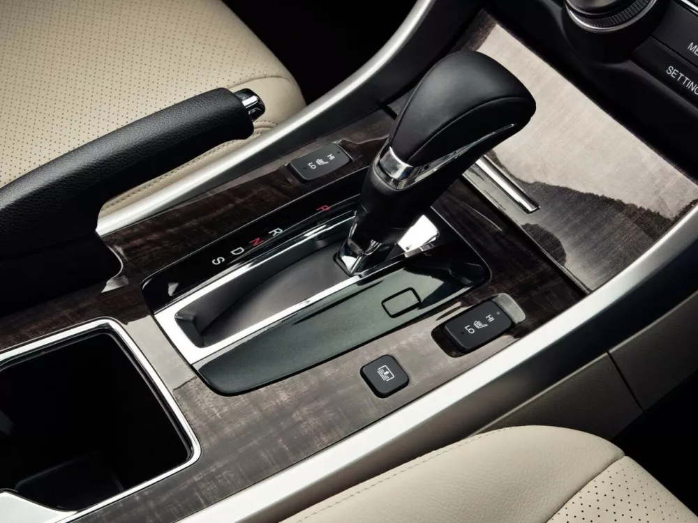 Автомобиль Honda Accord IX Седан
