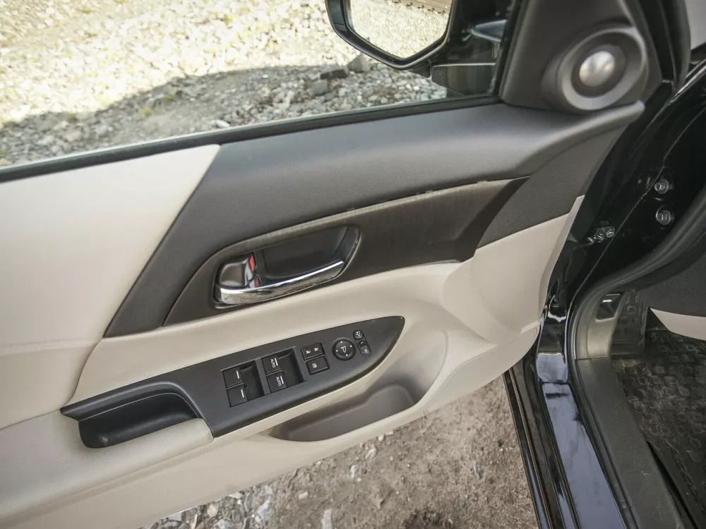 Автомобиль Honda Accord IX Седан