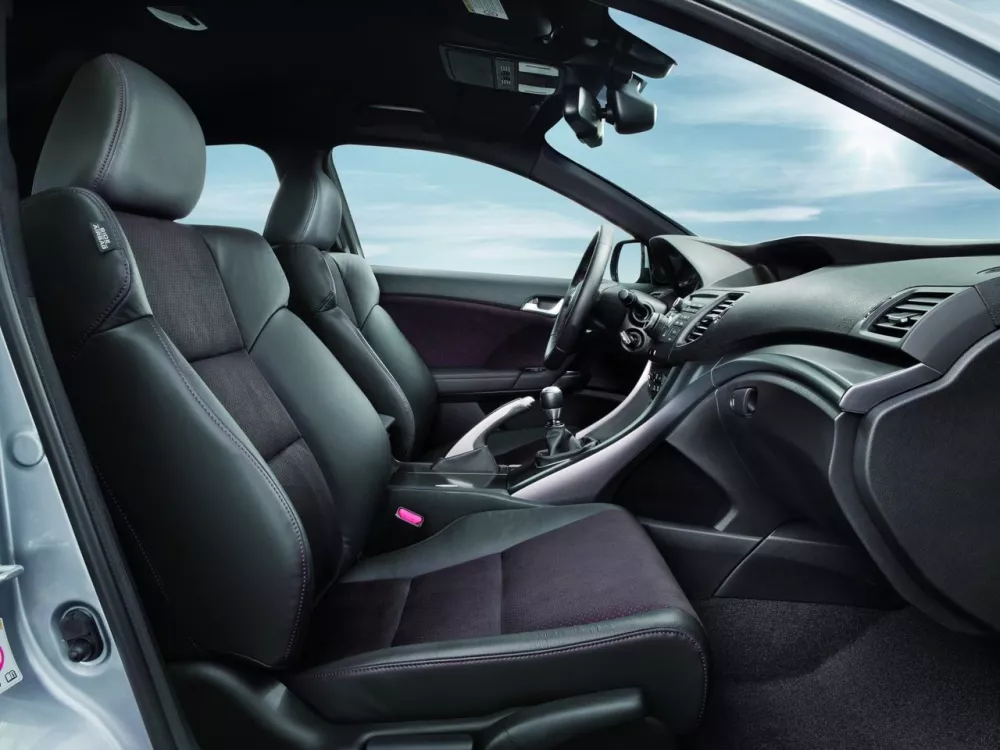 Автомобиль Honda Accord VIII Рестайлинг Седан