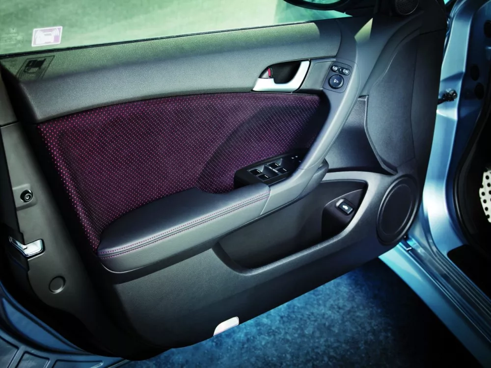 Автомобиль Honda Accord VIII Рестайлинг Седан