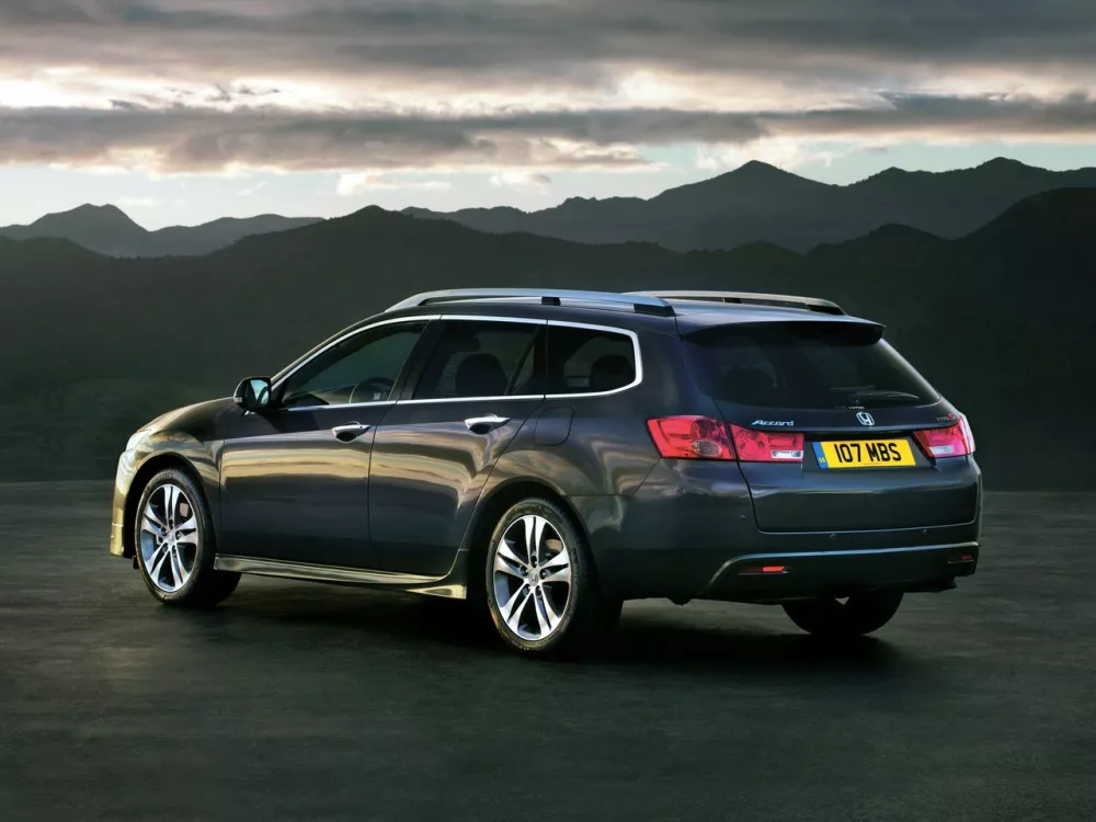 Автомобиль Honda Accord VIII Рестайлинг Универсал (5 дверей)
