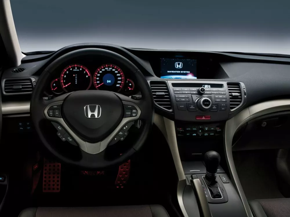 Автомобиль Honda Accord VIII Седан