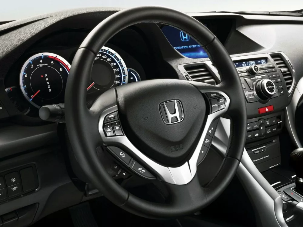 Автомобиль Honda Accord VIII Седан
