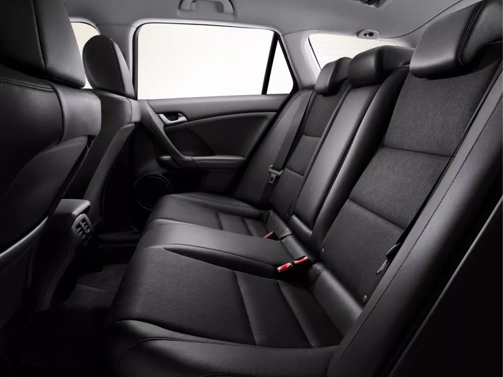 Автомобиль Honda Accord VIII Универсал (5 дверей)