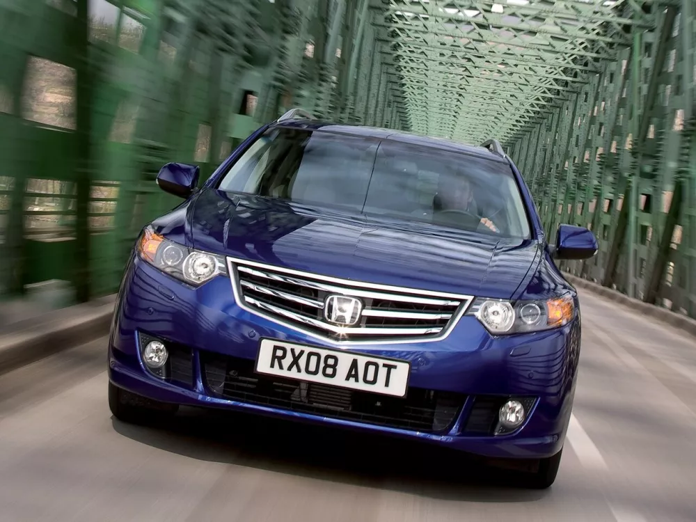 Автомобиль Honda Accord VIII Универсал (5 дверей)