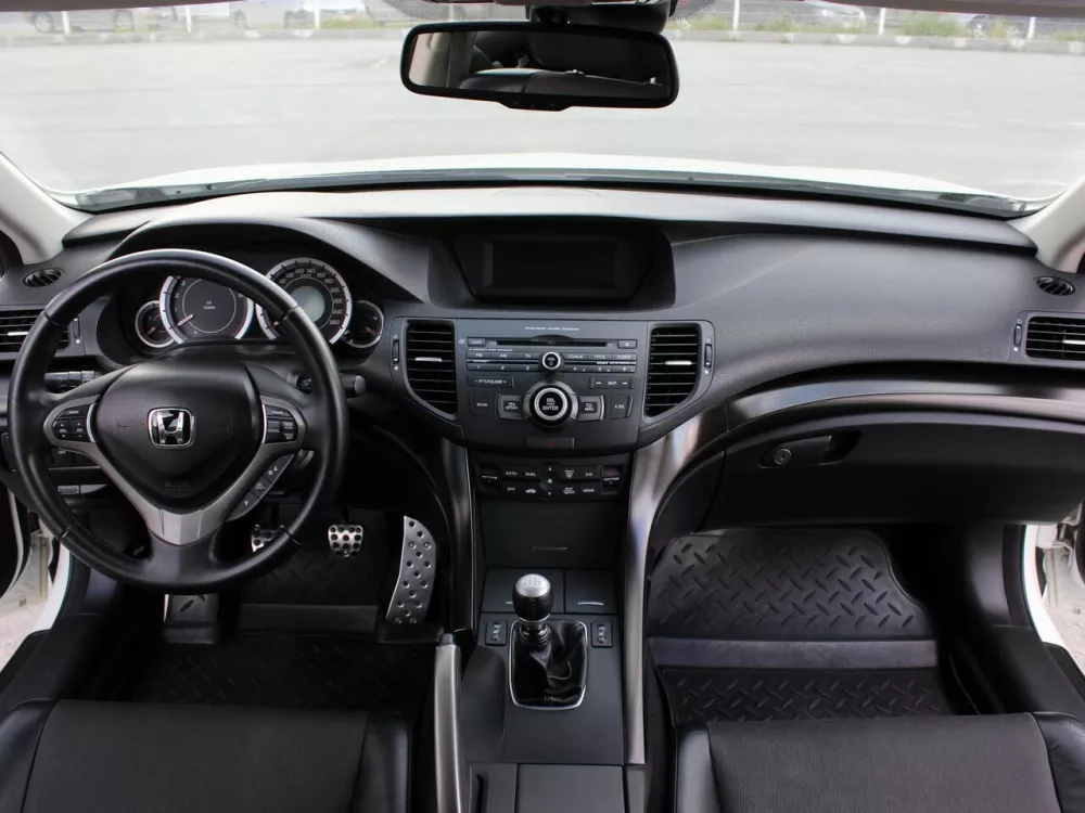 Автомобиль Honda Accord VIII Универсал (5 дверей)