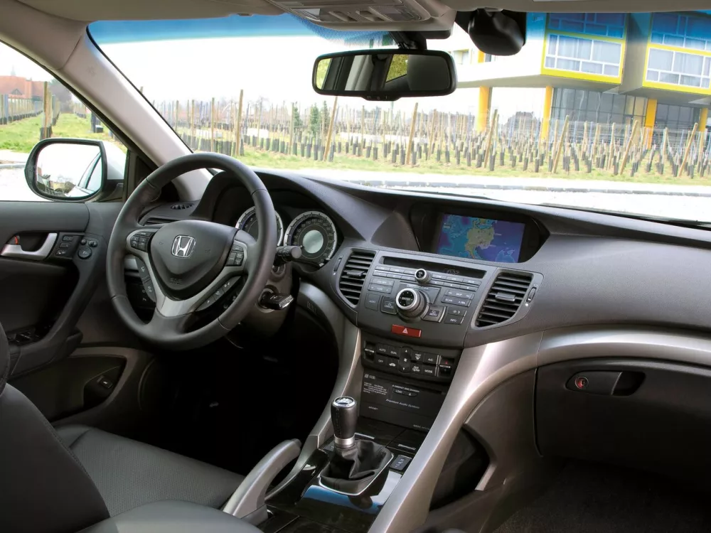 Автомобиль Honda Accord VIII Универсал (5 дверей)