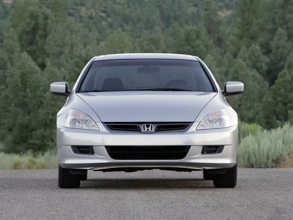 Автомобиль Honda Accord VII Рестайлинг Купе