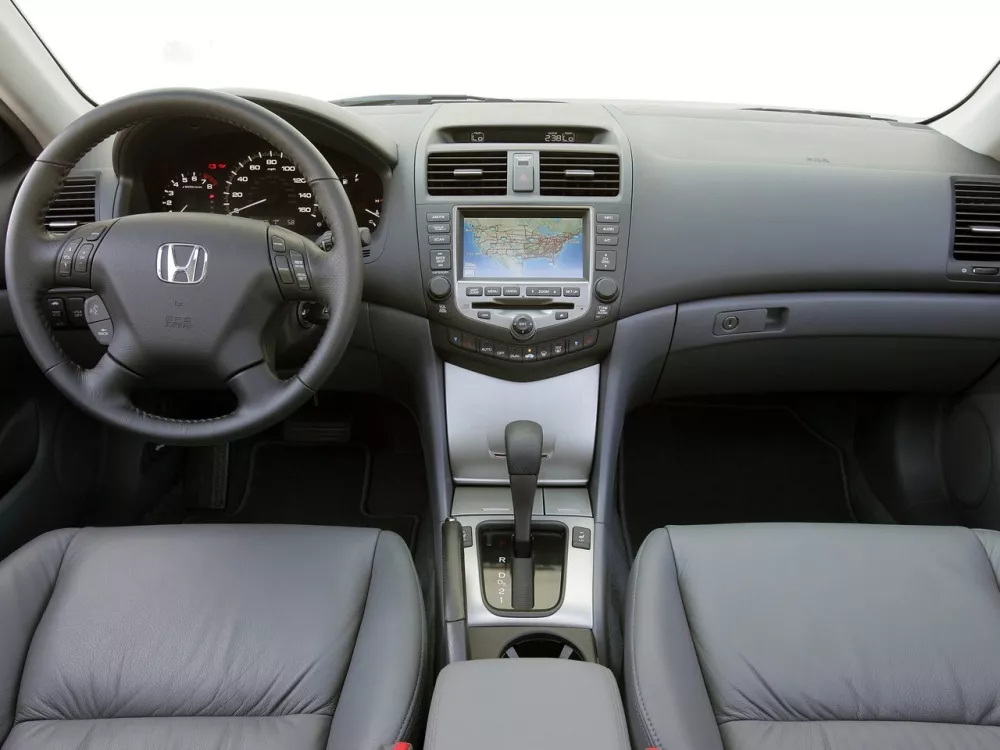 Автомобиль Honda Accord VII Рестайлинг Купе