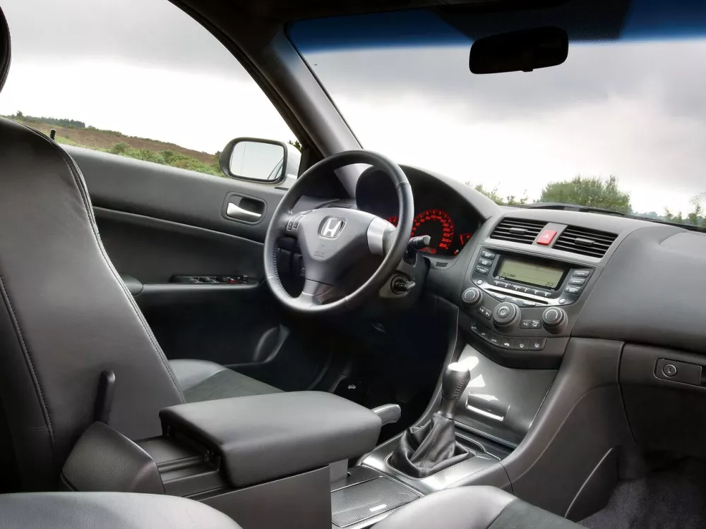 Автомобиль Honda Accord VII Универсал (5 дверей)