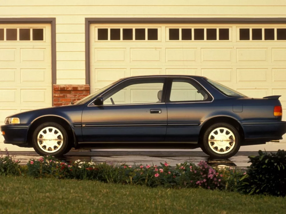 Автомобиль Honda Accord IV Купе