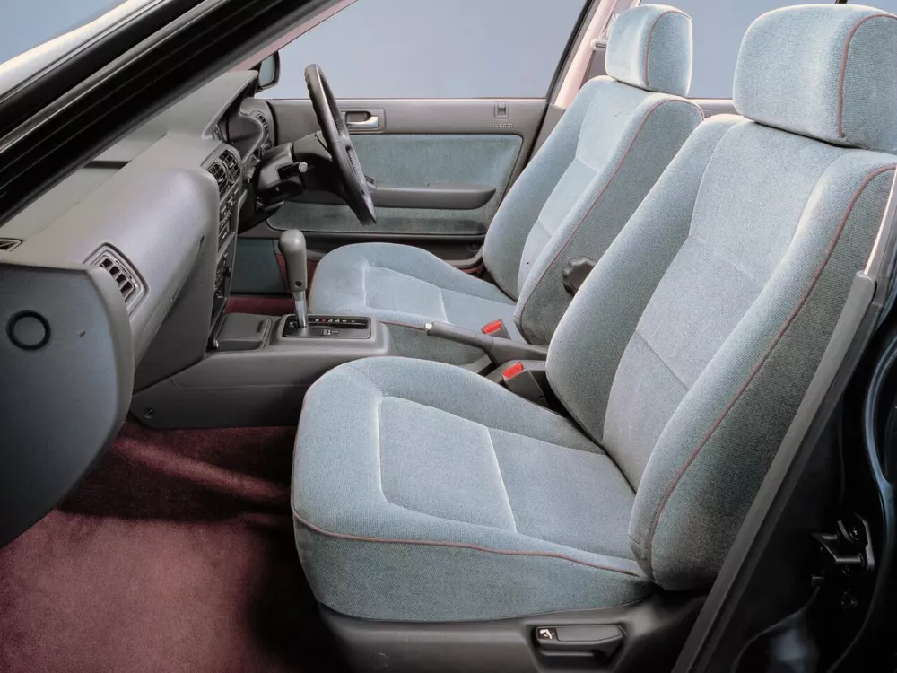 Автомобиль Honda Accord IV Седан
