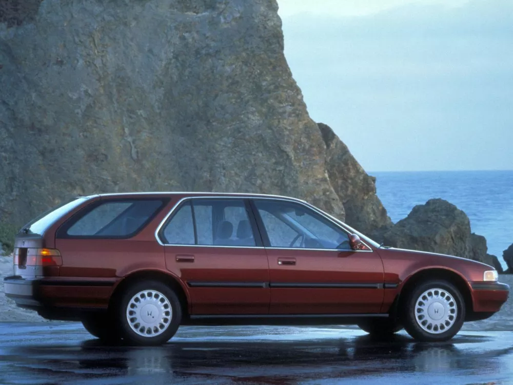 Автомобиль Honda Accord IV Универсал (5 дверей)