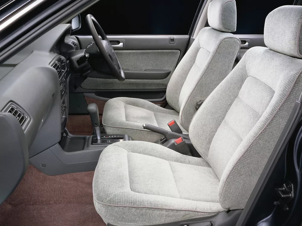 Автомобиль Honda Accord IV Универсал (5 дверей)