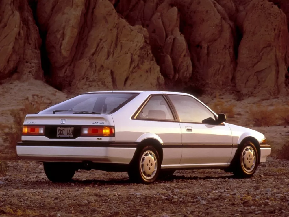 Автомобиль Honda Accord III Хэтчбек (3 двери)