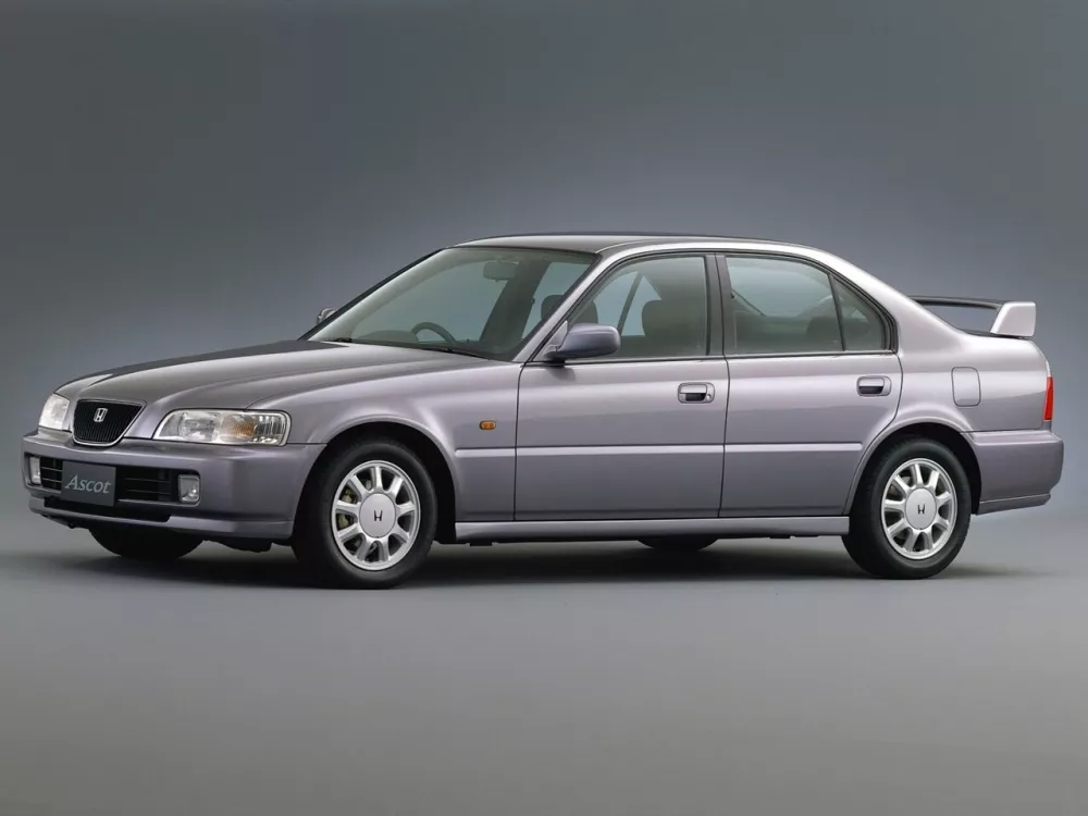 Автомобиль Honda Ascot II (CE) Седан