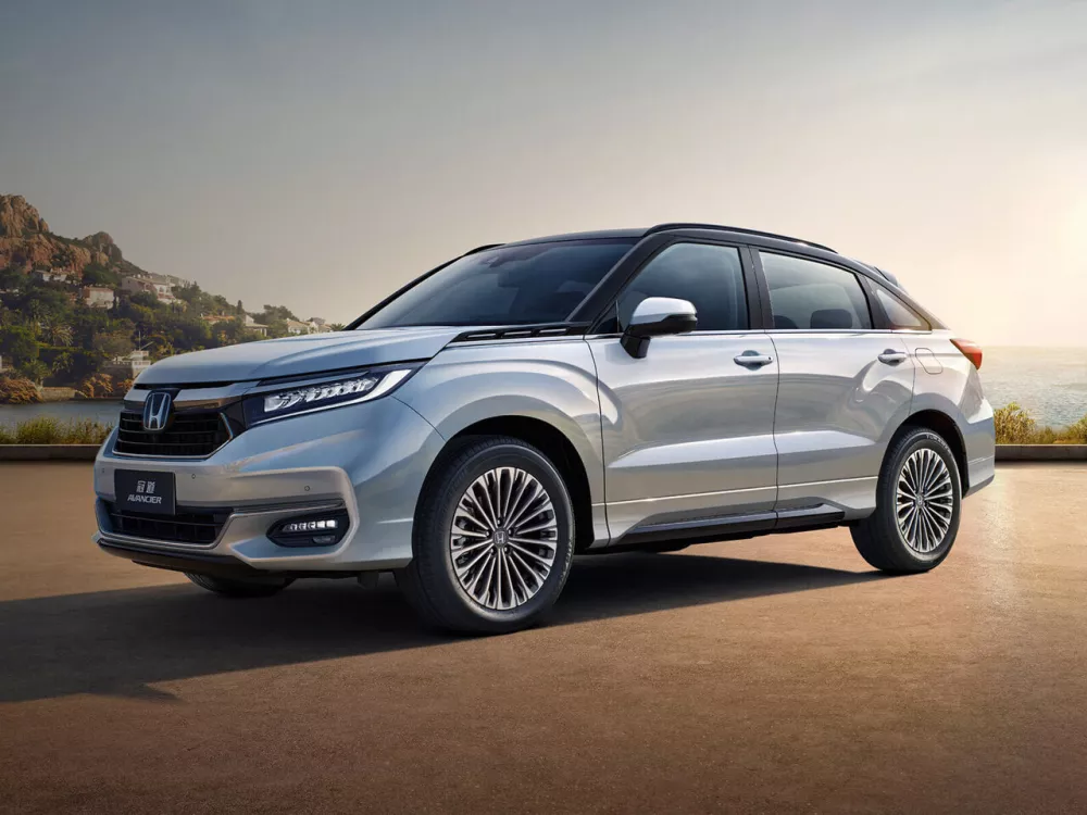 Автомобиль Honda Avancier II Рестайлинг 2 Внедорожник (5 дверей)