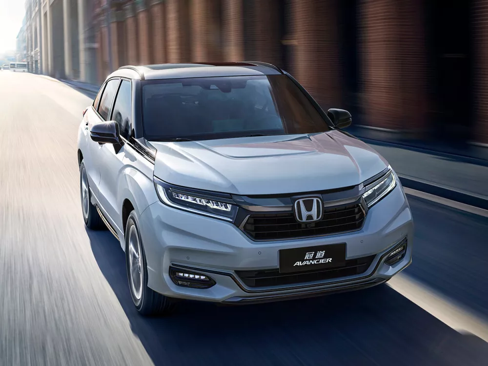Автомобиль Honda Avancier II Рестайлинг 2 Внедорожник (5 дверей)