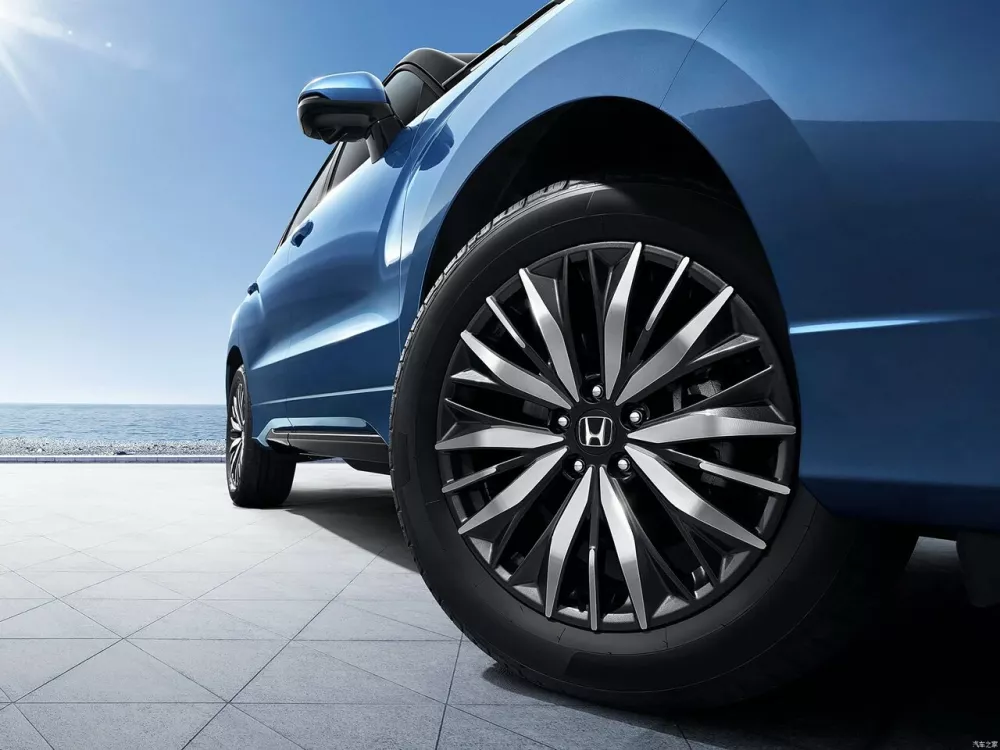 Автомобиль Honda Avancier II Рестайлинг 2 Внедорожник (5 дверей)