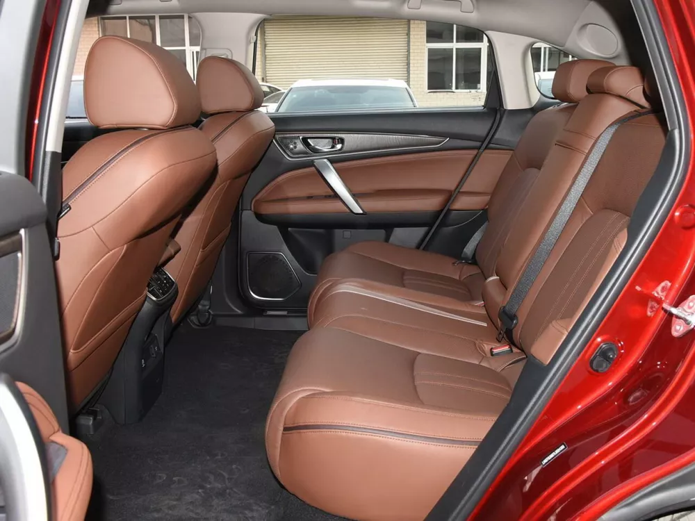 Автомобиль Honda Avancier II Рестайлинг Внедорожник (5 дверей)