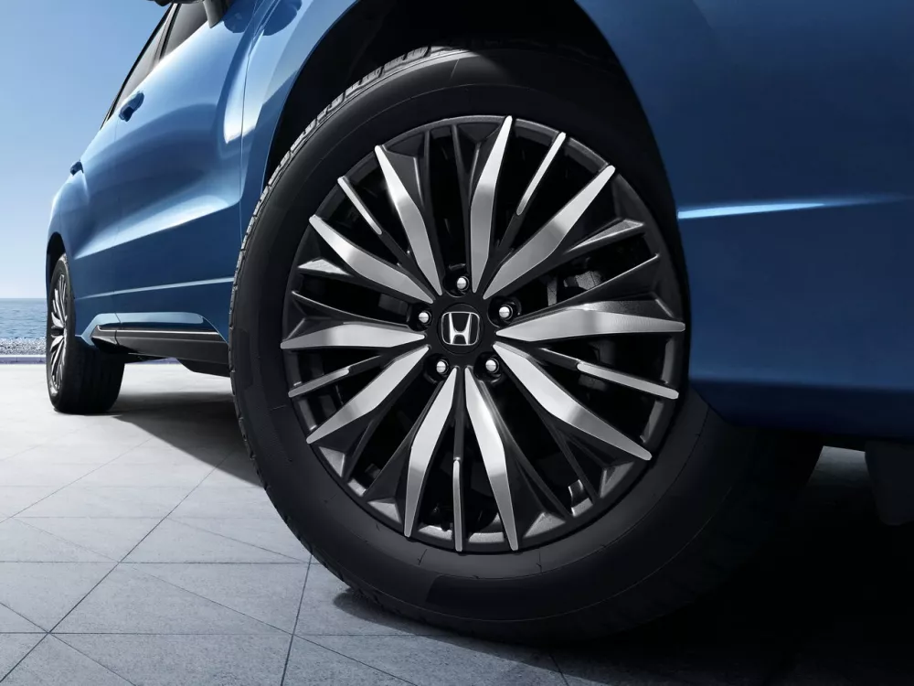 Автомобиль Honda Avancier II Рестайлинг Внедорожник (5 дверей)