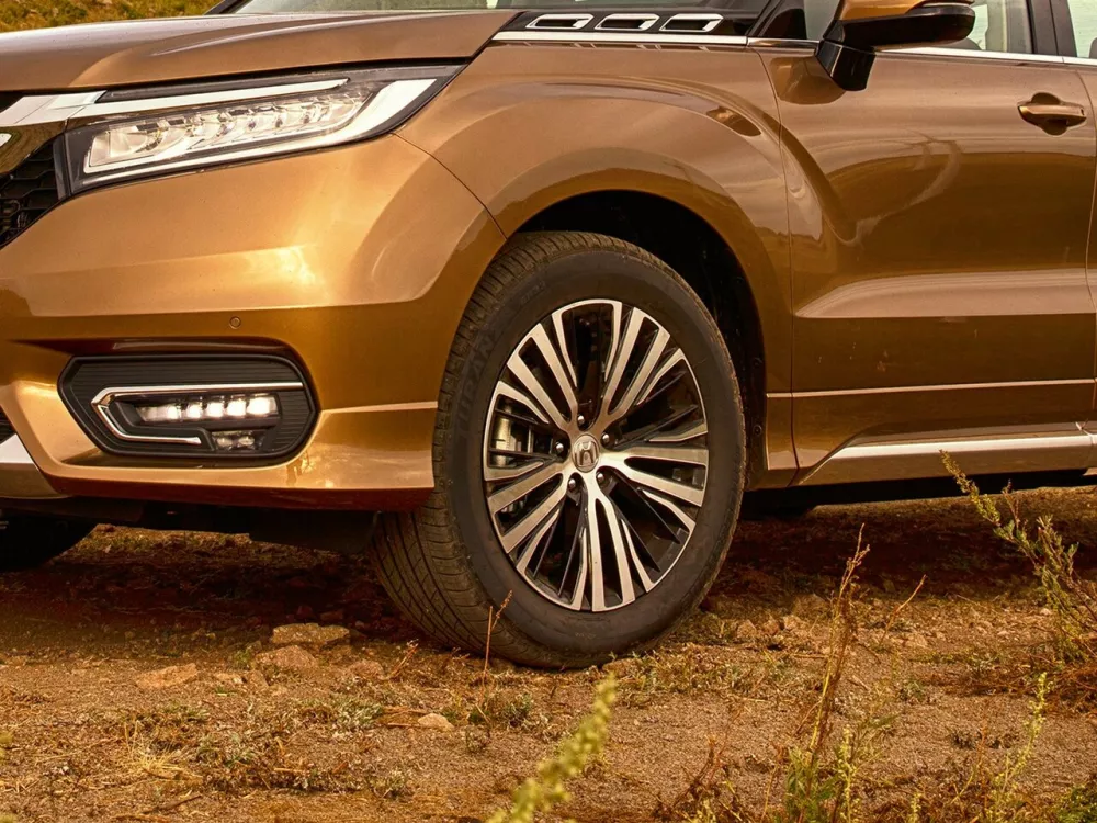 Автомобиль Honda Avancier II Внедорожник (5 дверей)
