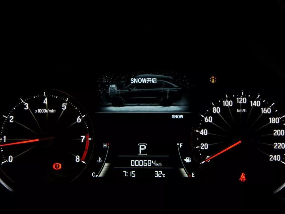 Автомобиль Honda Avancier II Внедорожник (5 дверей)