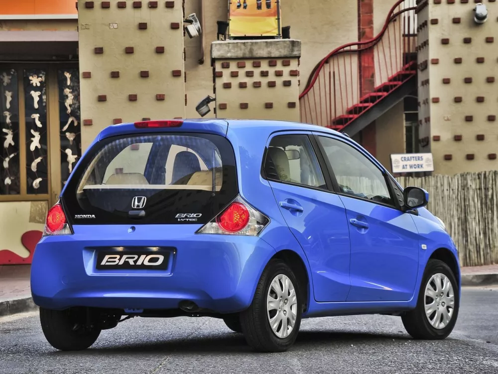 Автомобиль Honda Brio I Хэтчбек (5 дверей)