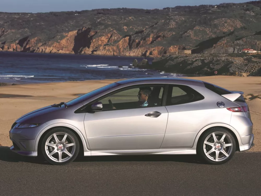 Автомобиль Honda Civic Type R VIII Хэтчбек (3 двери)