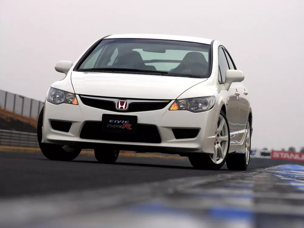 Автомобиль Honda Civic Type R VIII Рестайлинг Седан